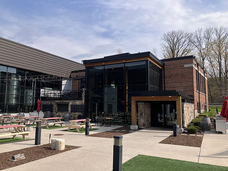 Bench Brewing Company taproom beer garden